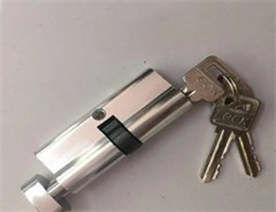 南华24小时开锁公司